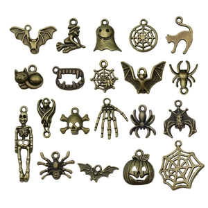 Colgantes de Halloween de Aleación de Zinc Charms Accesorios de Joyería DIY Cráneo Murciélago Araña Fantasma Calabaza Retro Pulsera Collar Llavero