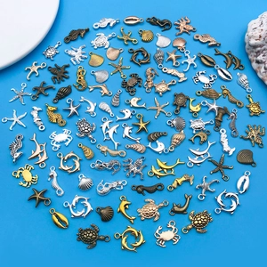Colección detallada de colgantes marinos de aleación para crear joyas artesanales