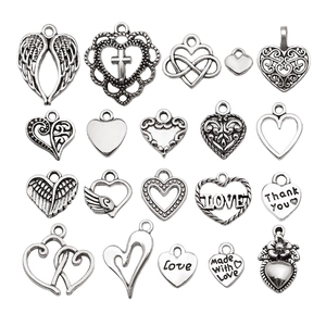 Vintage Hartvormige Zinklegering Hangers Opengewerkte Love Letter Bedels Voor DIY Ketting Armband Sieraden Maken Antiek Brons Zilver Goud Kleuren