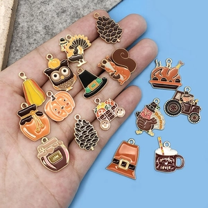 Pack de 50 dijes esmaltados de Acción de Gracias con pavo y calabaza para joyería casera
