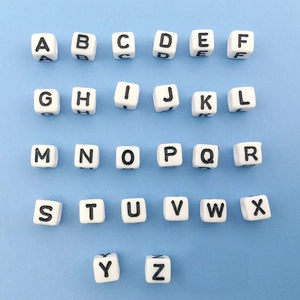 Cuentas de Letras del Alfabeto en Cubo de Acrílico Cuentas Espaciadoras Cuadradas Blancas para Hacer Joyas Pulseras