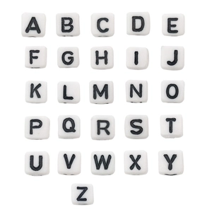 Set de 26 cuentas de cubo de acrílico blanco A-Z con letras negras para joyería DIY