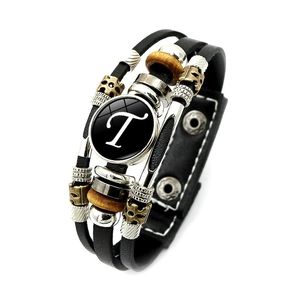 Mehrlagiges Retro-Lederarmband mit Bronze-Anhängern und Glas-Buchstaben-T-Edelstein