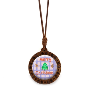 Collana con ciondolo in legno a forma di albero di Natale con motivo a quadri blu