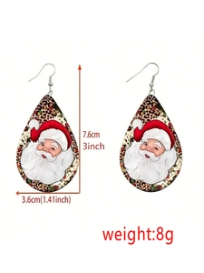 Vue détaillée des boucles d'oreilles Père Noël imprimé léopard avec dimensions précises