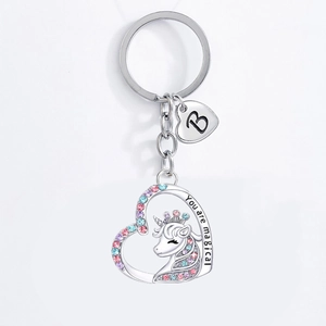 Portachiavi unicorno a cuore argento con strass colorati e ciondolo con lettera B