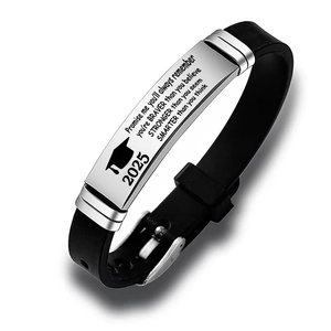Adjustable 2025 graduation silicone bracelet with engraved stainless steel plate