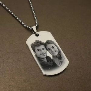 Customized photo pendant necklace with laser engraved portrait and durable box chain link