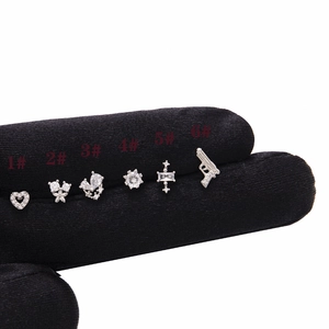 Set di 6 orecchini a perno in acciaio inossidabile argento con zirconi bianchi