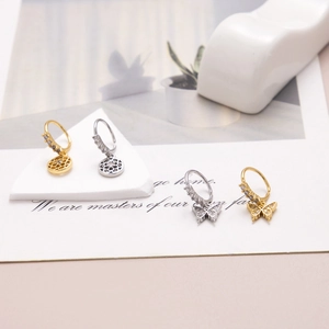 Micro-Pave-Zirkon-Nasenreifen mit Mandala- und Schmetterlingsanhängern in Gold und Silber