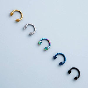 316L stainless steel horseshoe nose rings with cone spikes in five vibrant colors