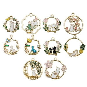 Set aus 10 Emaille-Anhängern mit Katzen- und Blumenkranz-Motiven für DIY-Schmuck