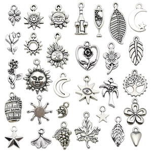 Set de pendentifs vintage en alliage argenté avec motifs soleil et lune pour bijoux