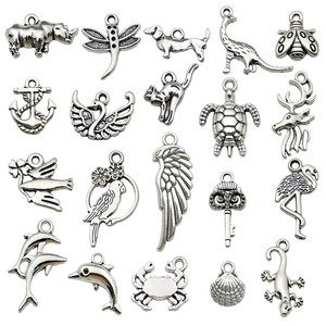Ciondoli in Lega Argento Antico Animali per Creazione Gioielli Fai da Te Collana Bracciale Delfino Dinosauro Fenicottero Gufo Tartaruga