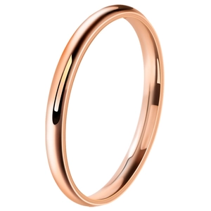 Anillo minimalista de acero de titanio oro rosa pulido con acabado de espejo liso