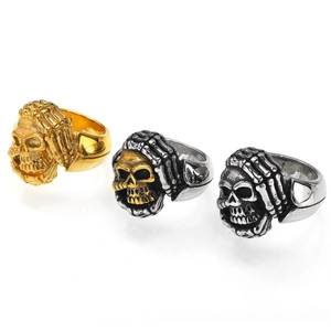 Gothic punk skull skeleton hand rings in gold and silver finish for men