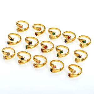 Women's Fashion Stainless Steel Star Open Ring Inlaid With Rhinestone 18K Gold Plated Luxury Geometric Bypass Finger Ring Jewelry