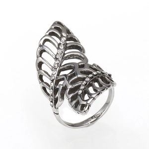 Vintage Silberring im Blattdesign mit Kristallen und hohl ausgearbeitetem Stil