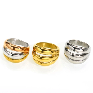 Minimalistische dreilagige Edelstahlringe in Gold, Silber und dreifarbiger Ausführung