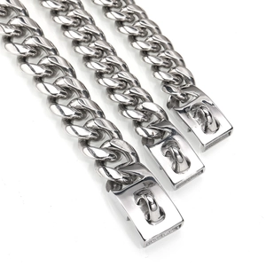 Collier Chaîne pour Chien en Acier Inoxydable Hip Hop Collier pour Chien à Mailles Cubaines Lourdes pour Grands Chiens Avec Fermoir Robuste Bijoux pour Animaux Polis