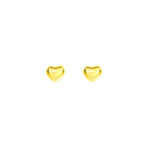 Minimalistische goldene 3D Herzohrstecker mit polierter Oberfläche auf weißem Grund