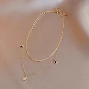 Collier Pendentif Étoile Double Couche Acier Inoxydable Plaque Or Chaîne d'Os de Serpent Collier Ras du Cou Minimaliste Bijoux Femme