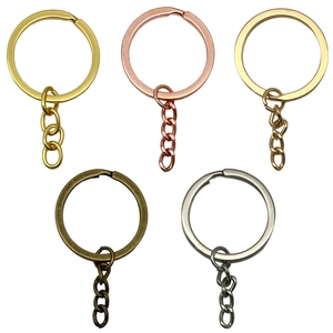 Flat 54x30mm key rings with 4-link chains in five plated metal finishes set