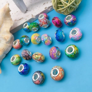 Bunte Muranoglas-Stil Perlen mit Marmormuster und Metallkern für DIY Schmuck