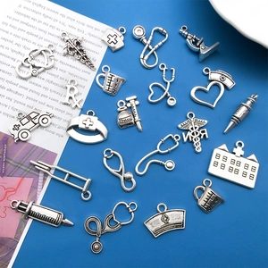Lot de 20 breloques médicales en argent antique pour création de bijoux