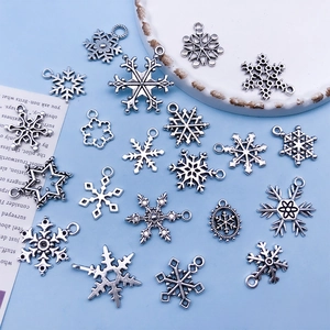 20 Stück antike silberne Schneeflocken-Anhänger für die DIY-Schmuckherstellung