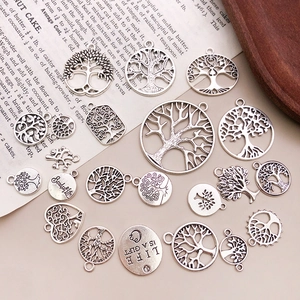 Vue détaillée de breloques arbre de vie en alliage argenté antique pour bijoux DIY et artisanat