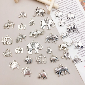 Ciondoli a forma di elefante in argento antico per gioielli fai-da-te e collane