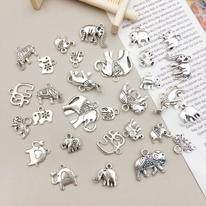 Ciondoli assortiti a forma di elefante in argento per collane e bracciali fai-da-te