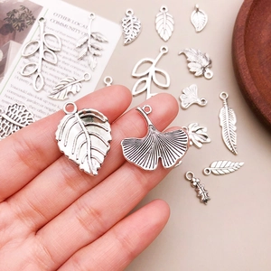 Vintage-Silber-Ginkgoblatt-Anhänger aus Legierung für DIY-Ketten und Schmuck