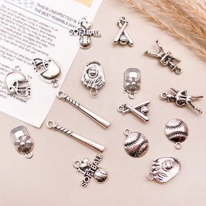 Detaillierte Vintage-Silber-Baseball- und Softball-Anhänger für DIY-Schmuckherstellung