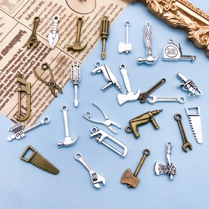 Lot de 26 breloques outils miniatures en alliage argent et bronze pour bijoux DIY