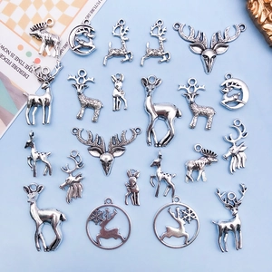 Vintage Antique Silver Alloy Deer Charms For DIY Jewelry Making Reindeer Moose Pendants For Necklace Bracelet Christmas Gift