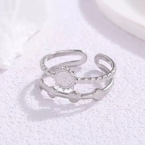 Anello aperto a doppio strato in acciaio inossidabile argento con motivi sole e moneta