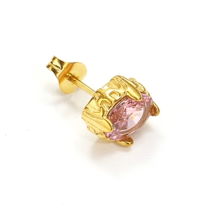 Vintage vergoldete Edelstahl-Ohrstecker mit ovalem rosa Zirkon in einer Vier-Klauen-Fassung