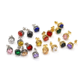 Vintage Edelstahl Hohl Scroll Muster Ohrstecker Für Herren Damen Geometrische Runde Zirkonia Eingelegt Luxus Stil Ohrring Schmuck