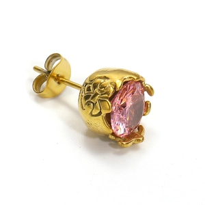 Puce d'oreille en acier inoxydable doré 18 carats avec zircon ovale rose élégant