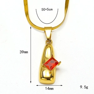 Collar de cadena de serpiente de acero inoxidable dorado con colgante de gema roja rectangular