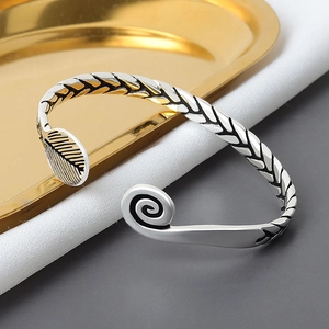 Vintage Βραχιόλι Cuff με Ταϊλανδέζικο Ασήμι Πλεγμένο για Άνδρες Γυναίκες Έθνικ Φύλλο Σπιράλ Ρυθμιζόμενο Κόσμημα
