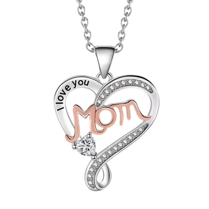 Ciondolo a cuore argento e oro rosa con scritta Mom e pietra preziosa scintillante