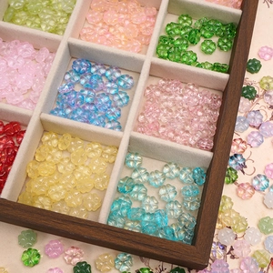 Cuentas de trébol de cuatro hojas de vidrio traslúcido en varios colores para DIY