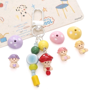 Pendentifs poupée champignon en alliage coloré avec perles pour bijoux DIY et porte-clés