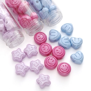 Bunte Macaron Acrylperlen mit Smiley Gesicht in Herz und Sternform für DIY Schmuckherstellung
