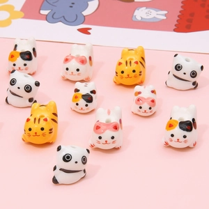 Perline in Ceramica Dipinte a Mano a Forma di Animale Gatto della Fortuna Panda Cane Pesce Orso Perline Sfuse per Creazione Gioielli DIY
