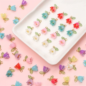 Bunte Acryl-Maiglöckchen-Blumenanhänger für DIY-Schmuckherstellung und Bastelarbeiten