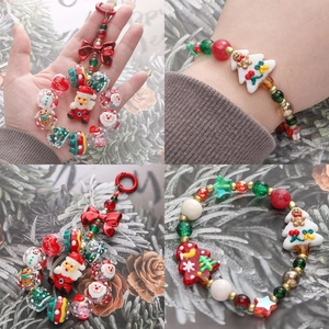 Pulsera de cuentas de Navidad hecha a mano y conjunto de colgante con adornos